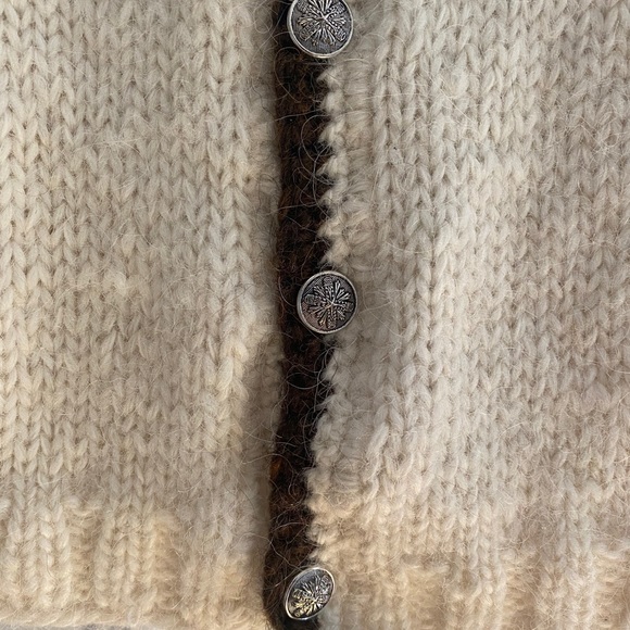 100% wool cardigan - Picture 4 of 5